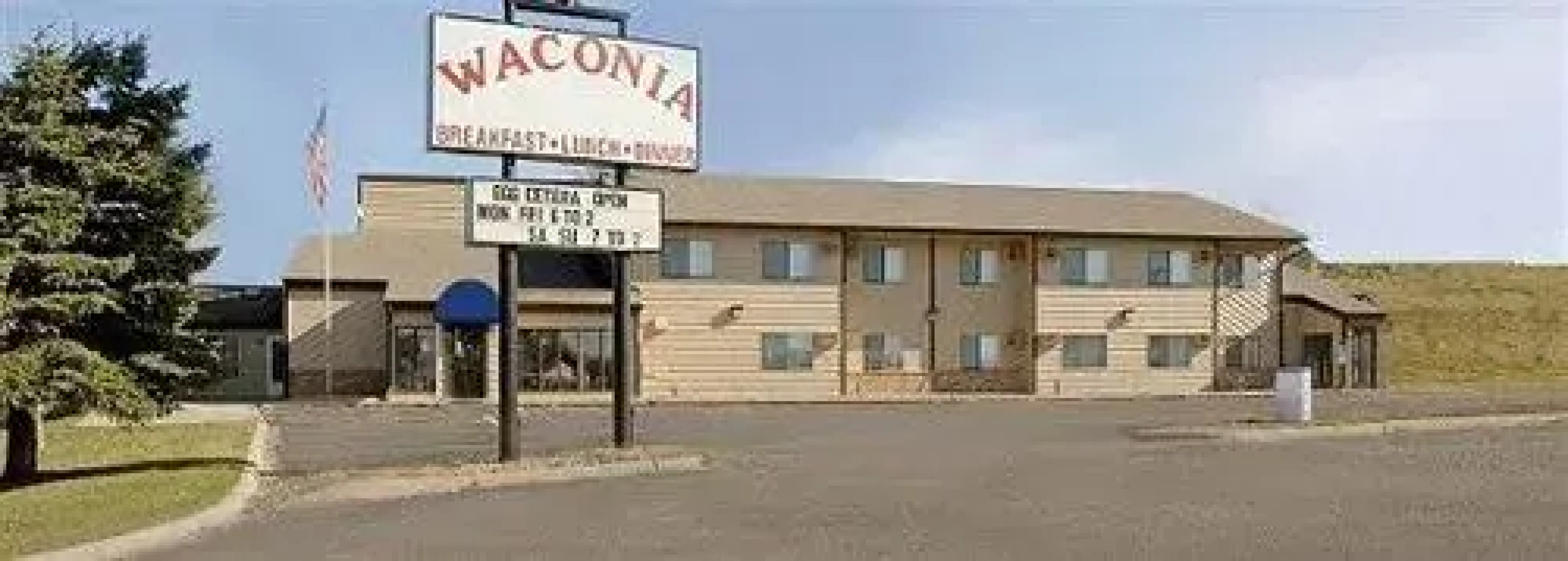 Waconia Inn & Suites