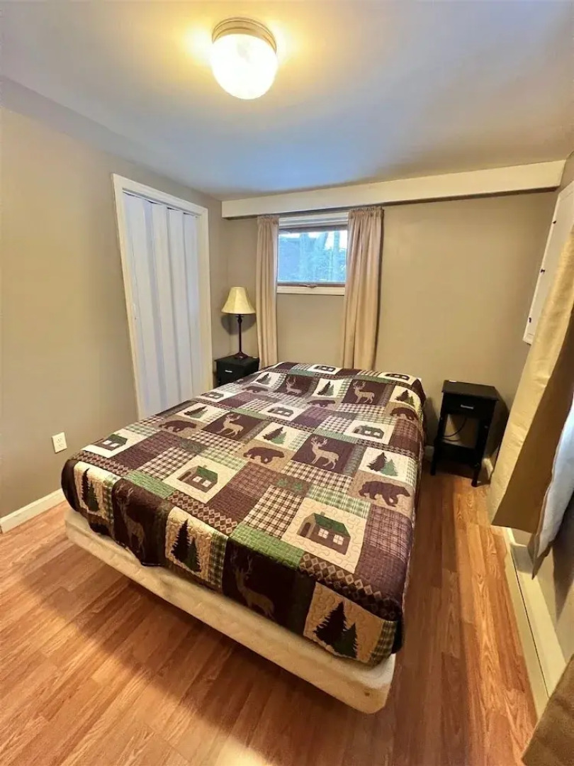 Any Season Escape Limit 10 4 Bedroom Villa by RedAwning