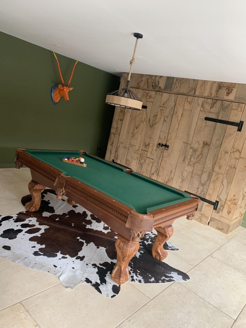 Stunning Barn Sleeps 10 With Hot Tub nr Melton