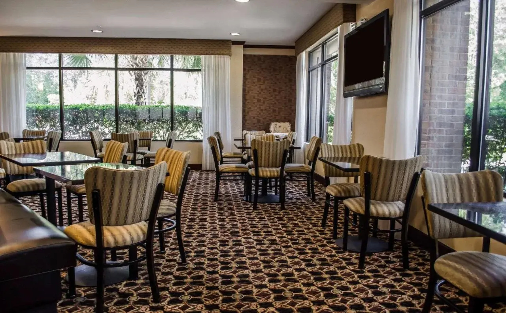 Comfort Suites North Mobile