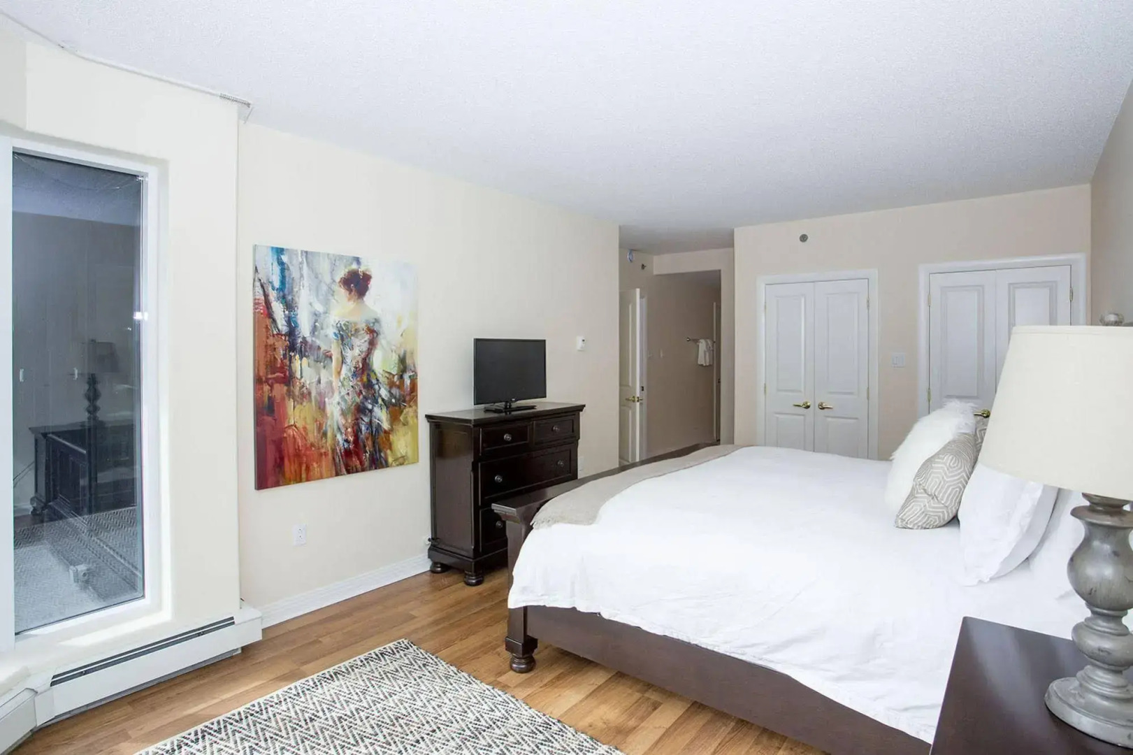 Moore Executive Suites - The Paramount