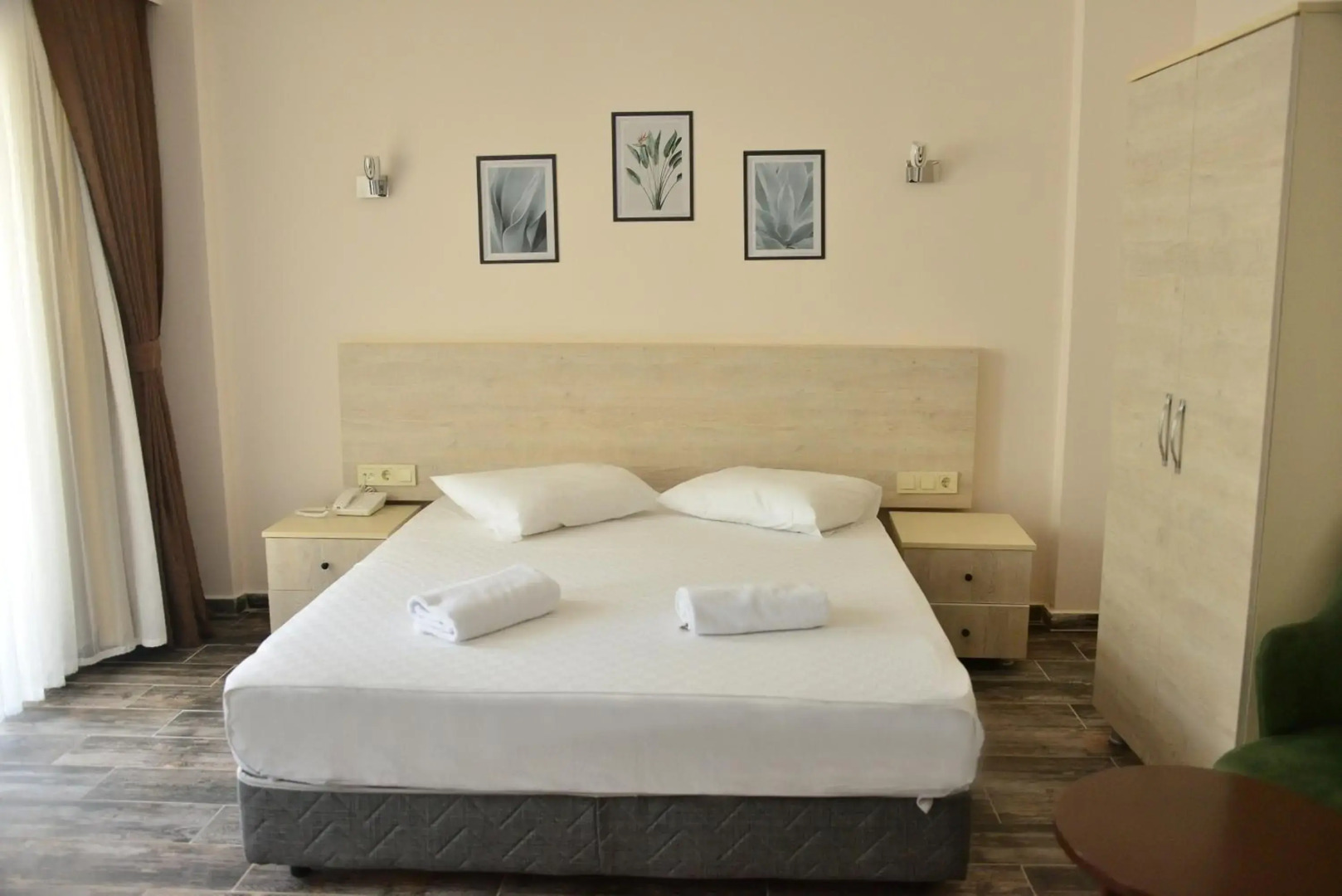 Dream Town Hotel & Restaurant