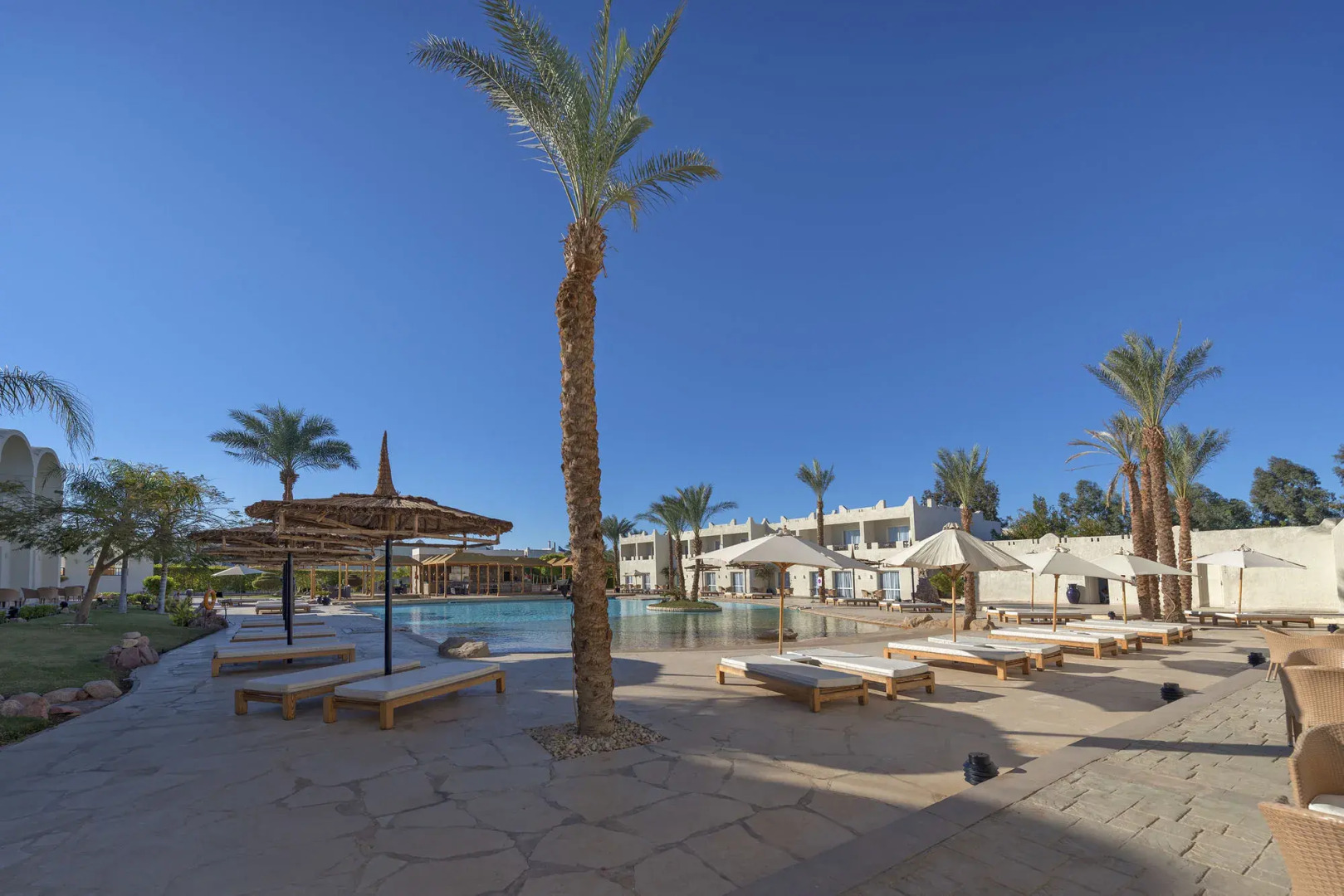 Reef Oasis Beach Resort