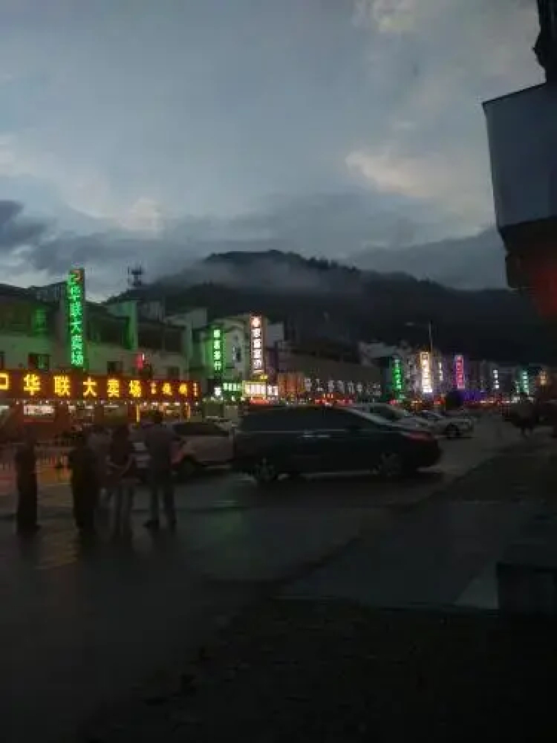 Hui Lai Hotel