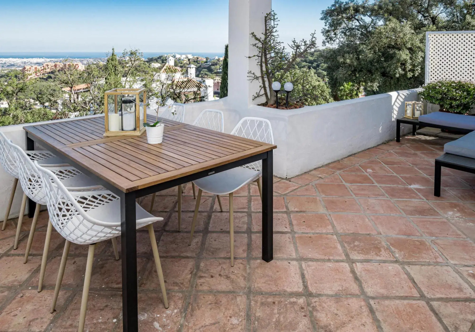 LJ- Modern flat with spectacular views in mountain