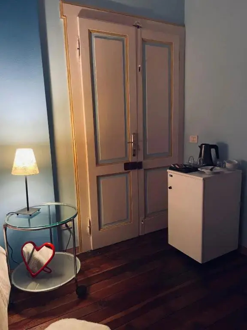 RL - Boutique Suites & Apartments