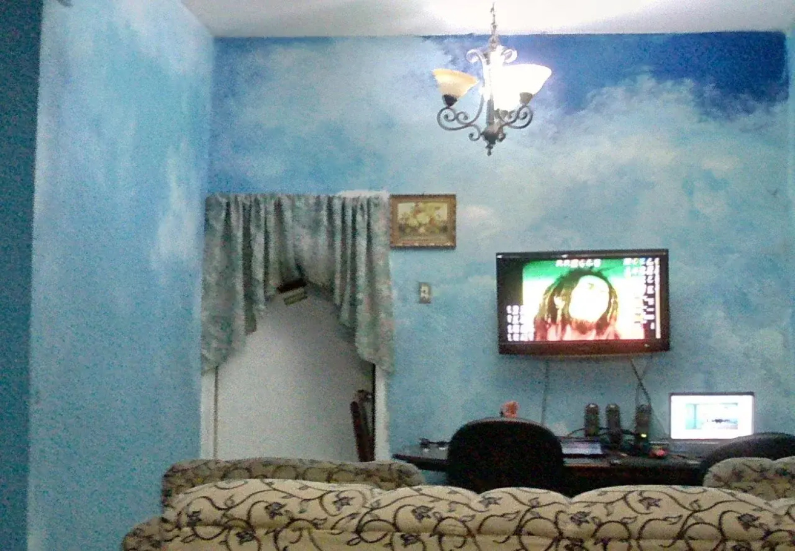 Lion's Pride - Hostel