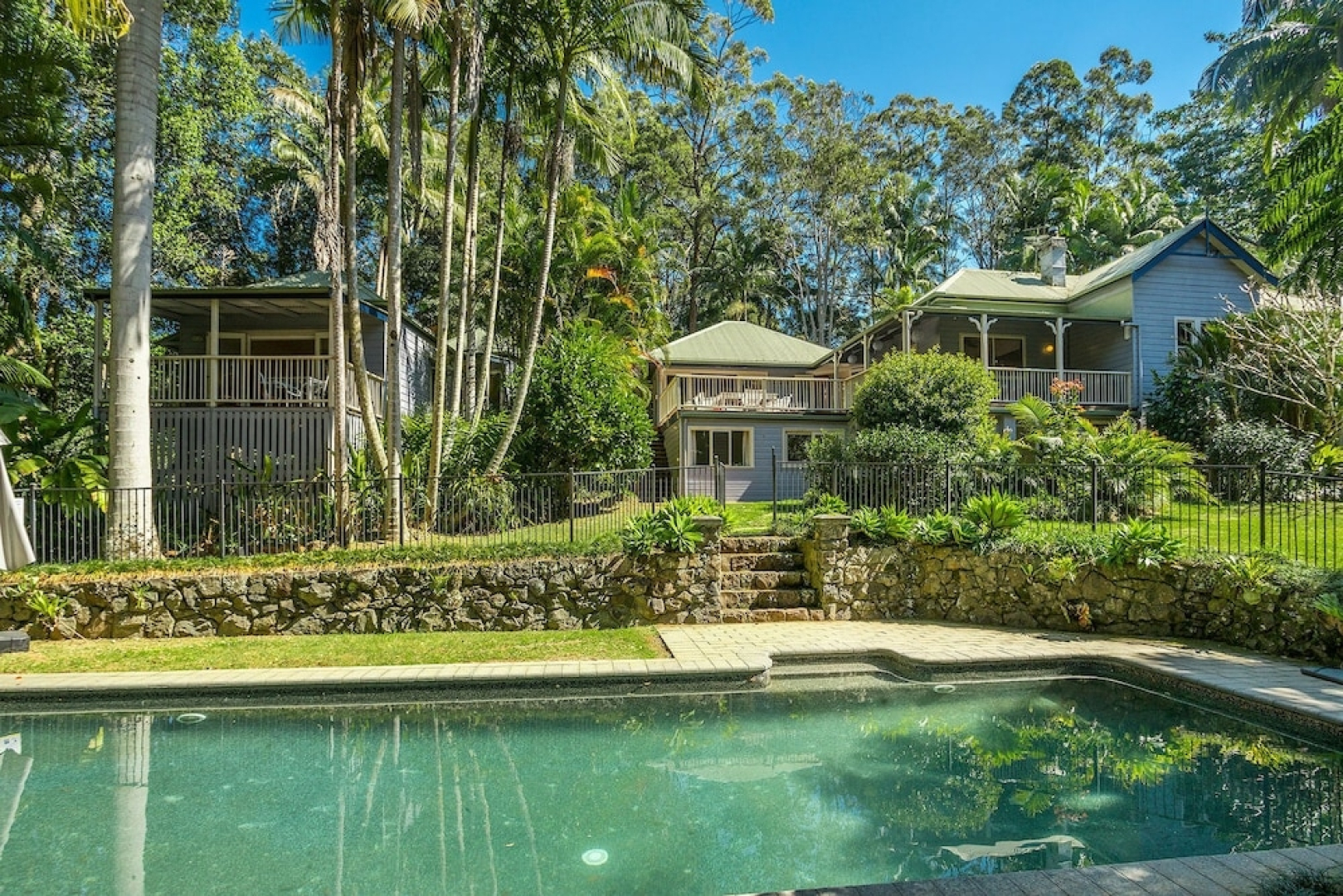 Brookbank - Byron hinterland estate