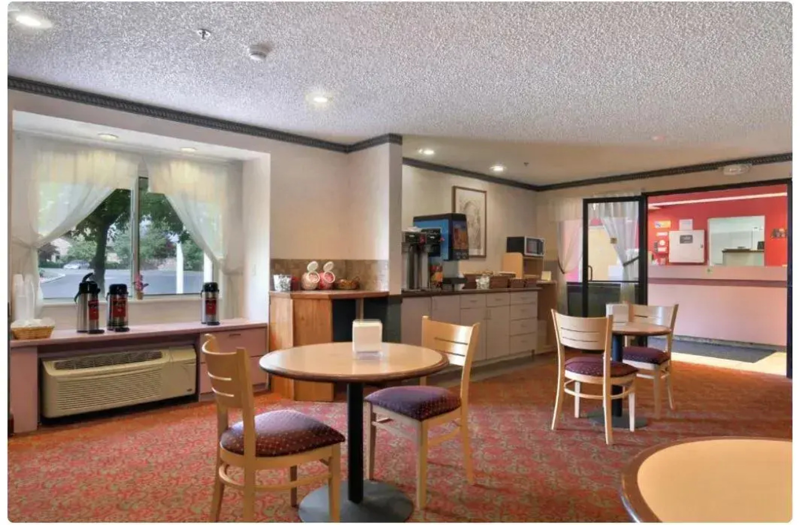 Americas Best Value Inn East Syracuse