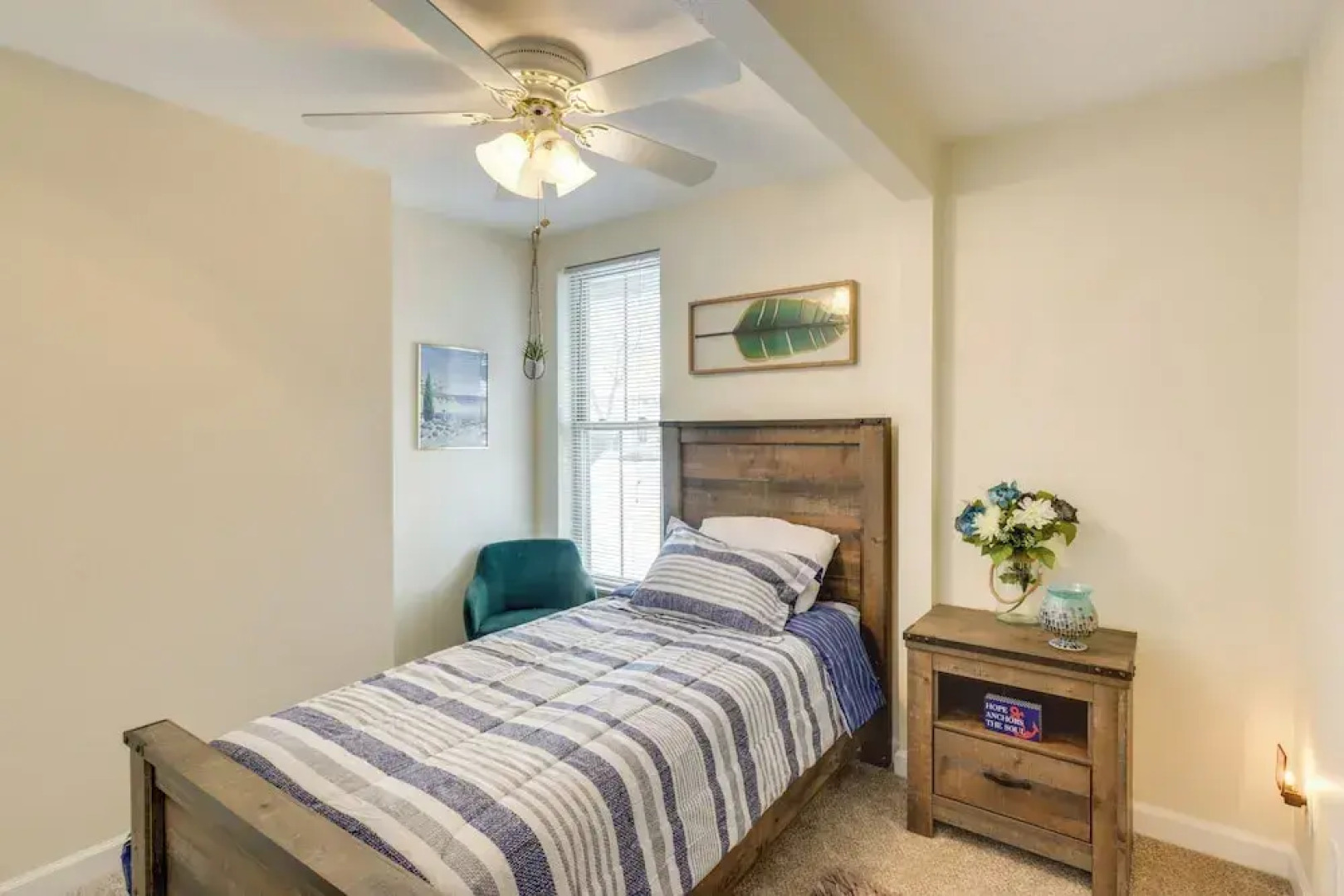 Cozy Delafield Apartment - Walk to Lake!