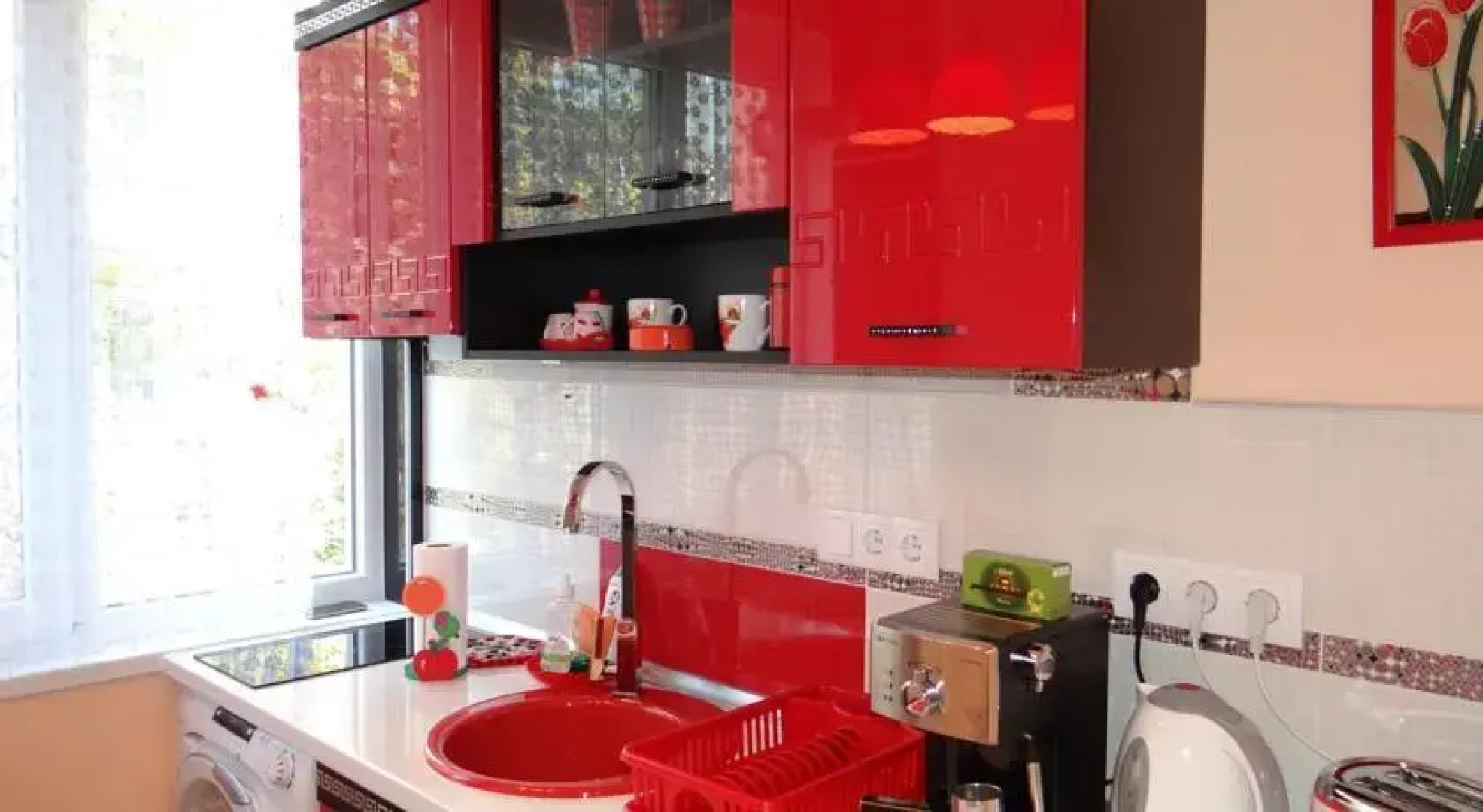 Orange Flower Apartments 1