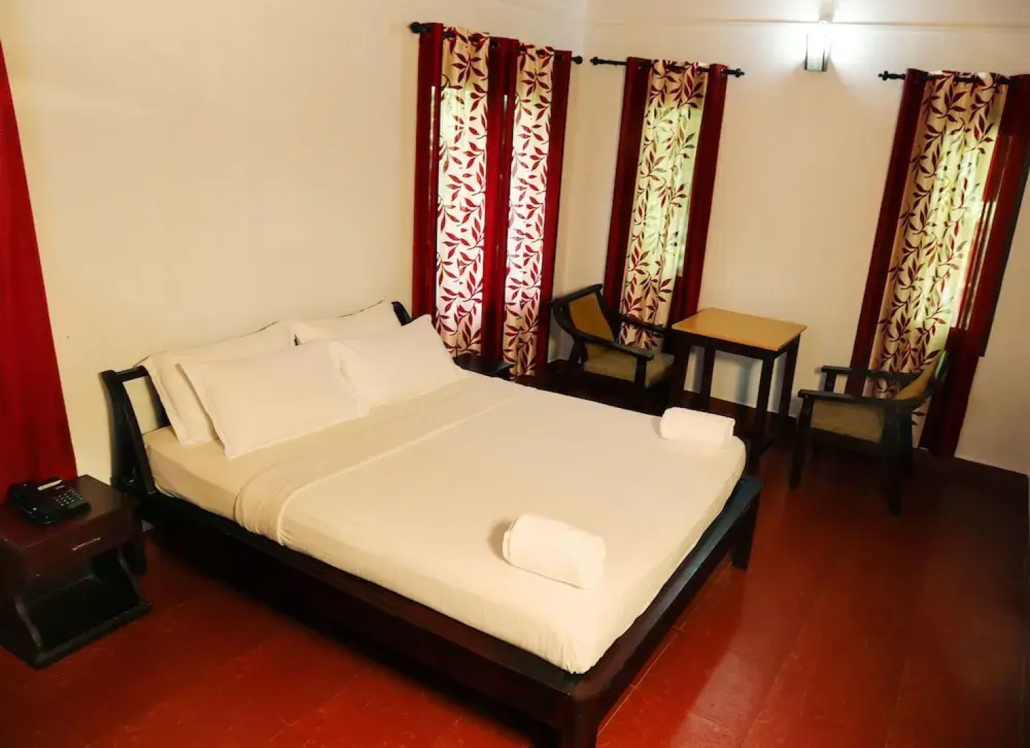 Crescent Residency (emarald Crescent Residency)