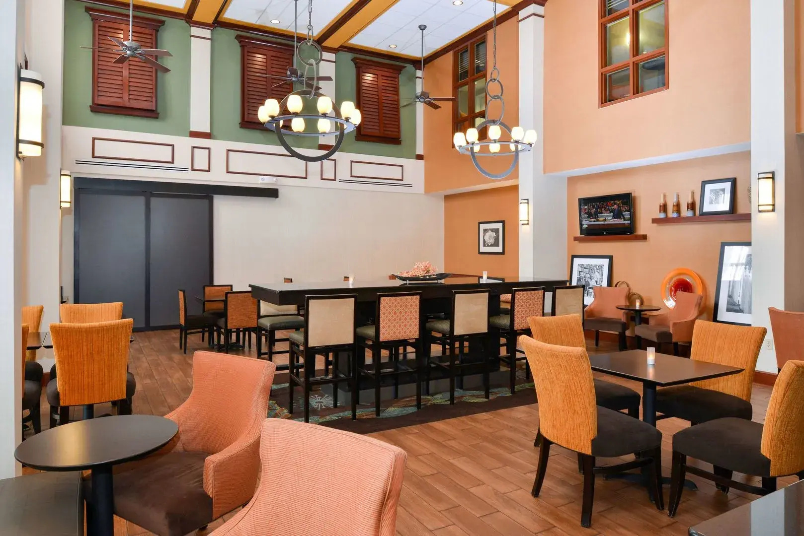 Hampton Inn & Suites Plymouth