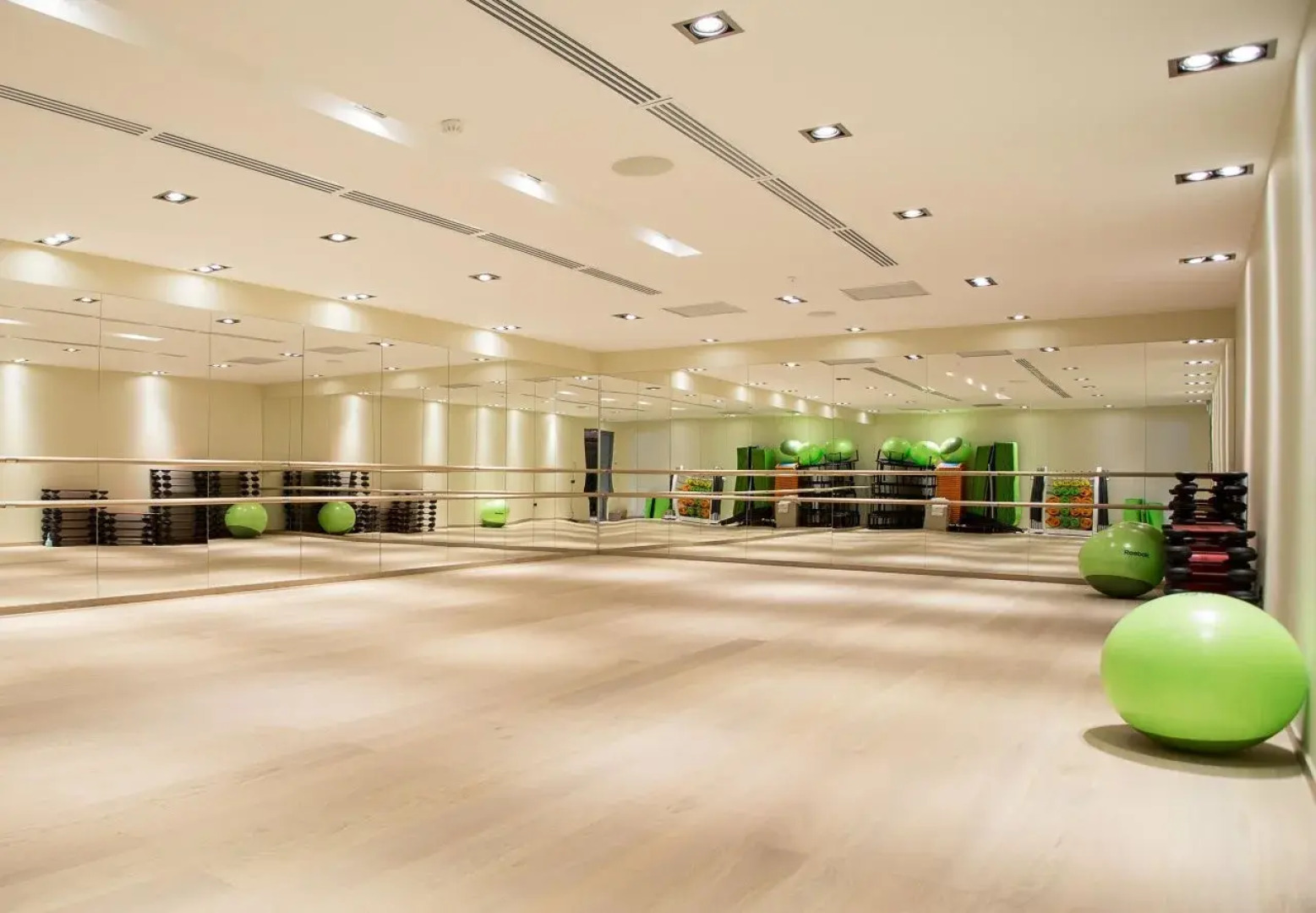 Kronwell Brasov Hotel