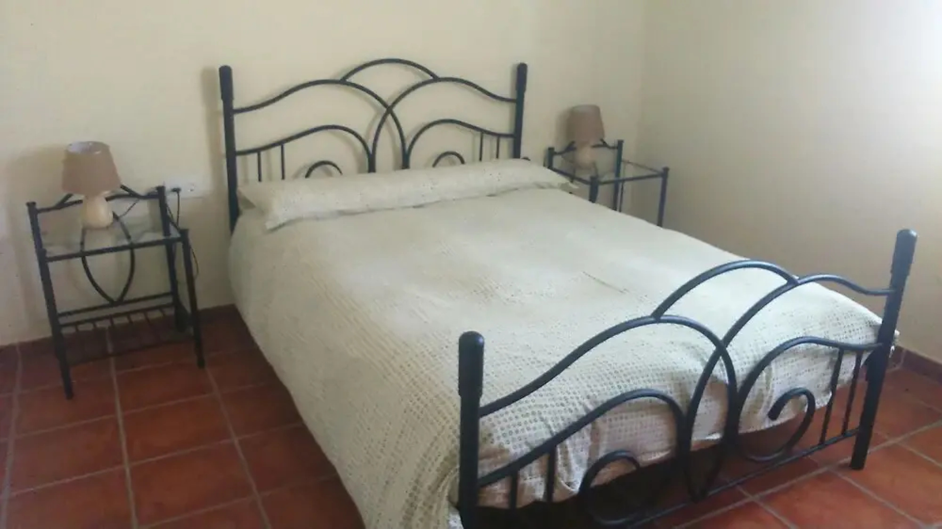 Chalet With 5 Bedrooms in Cogollos de Guadix, With Wonderful Mountain