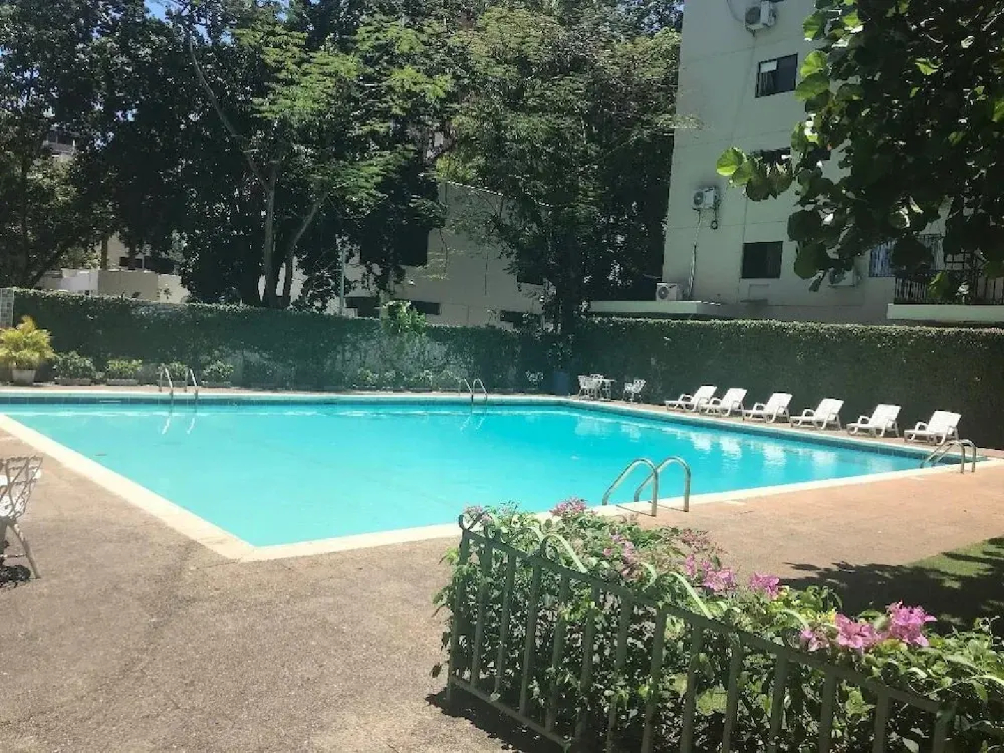 Spacious & Comfortable Penthouse in DR