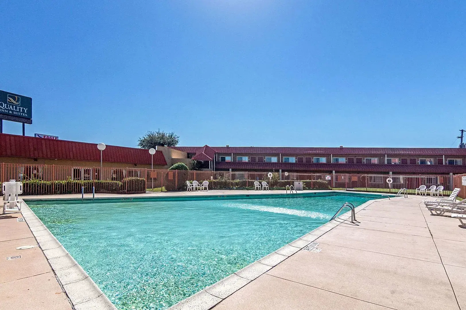 Budget Host Inn & Suites