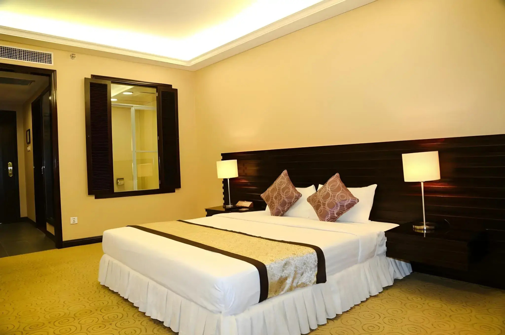 Savan Resorts