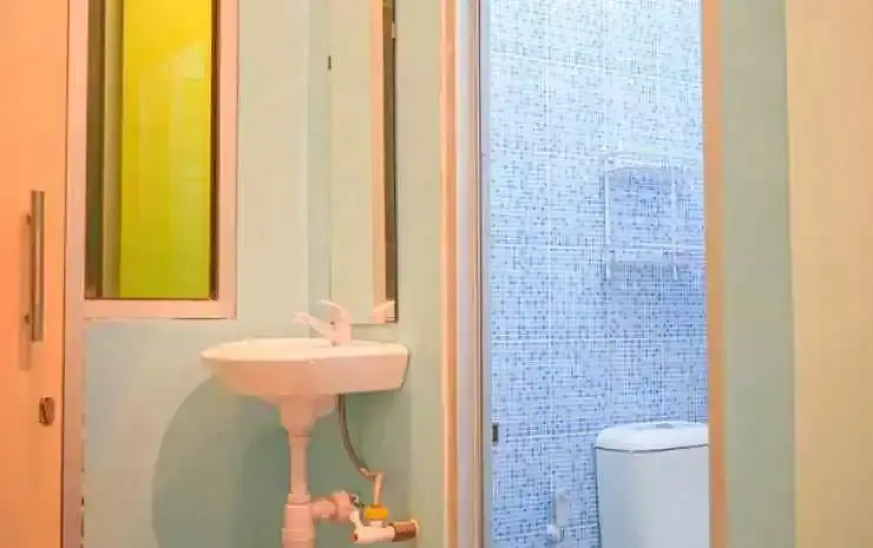 RoomZ Budget Residence