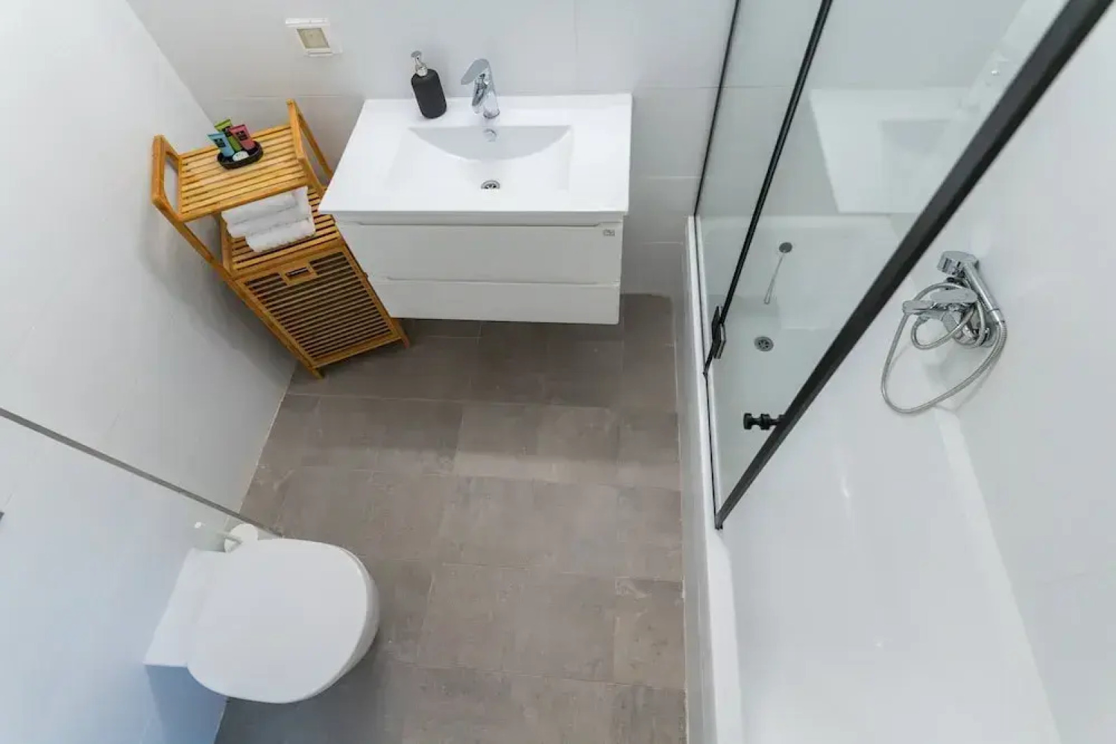 Sunny Haven Sea View Escape by Sea N Rent