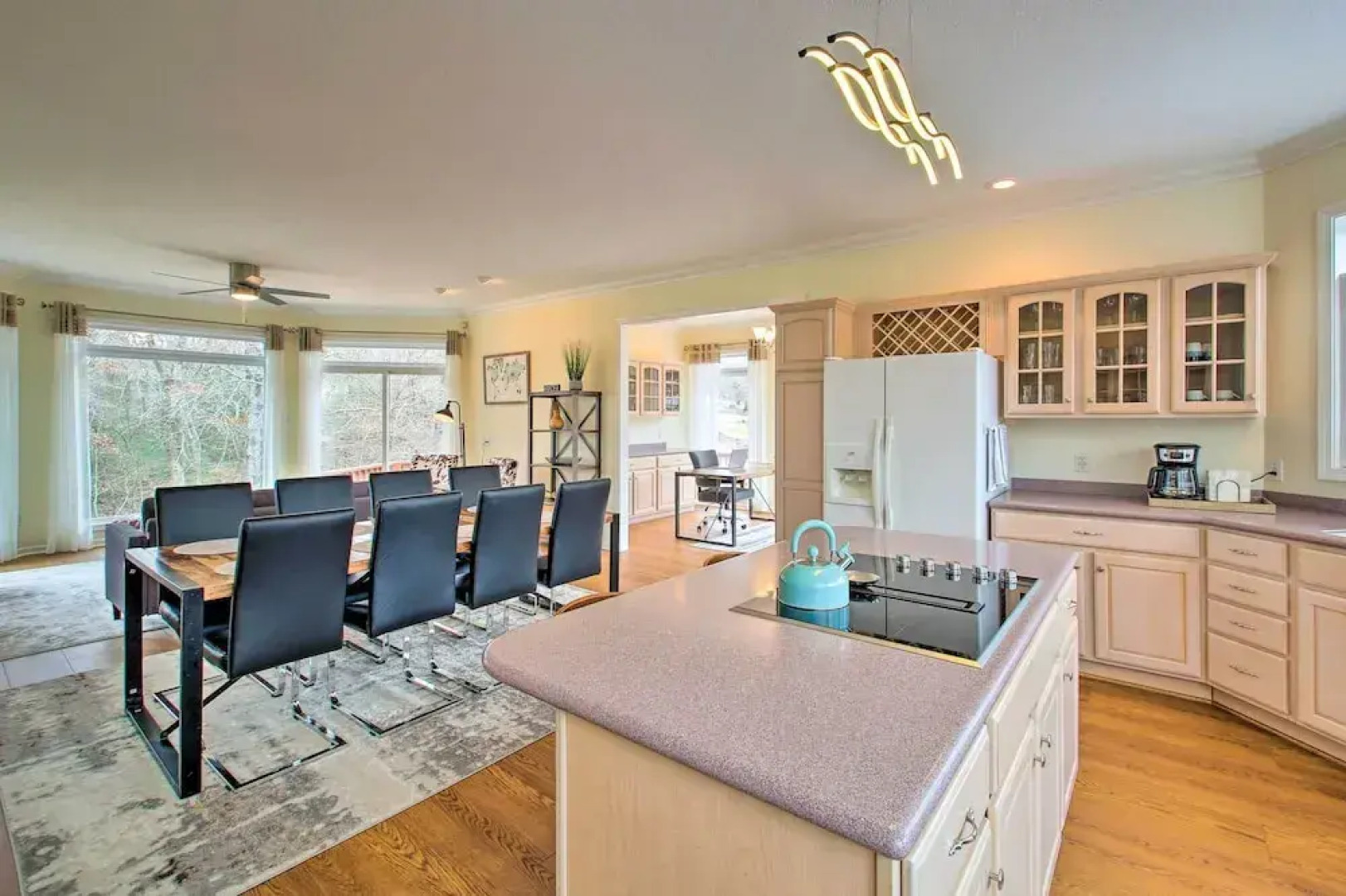 Lakefront Hot Springs Home w/ Deck & Boat Dock