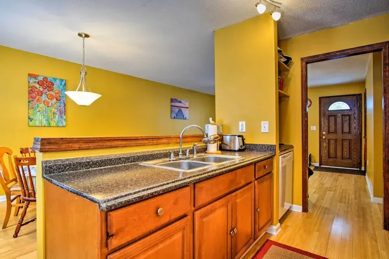 Wooded Twin Lakes Retreat: 13 Mi to Lake Michigan!