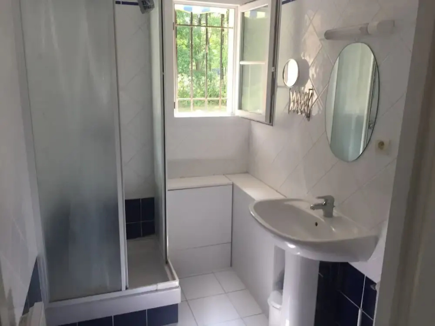 Charming House 300m Away From a 18 Holes Golf Course and Only 15 km From Orlã©ans