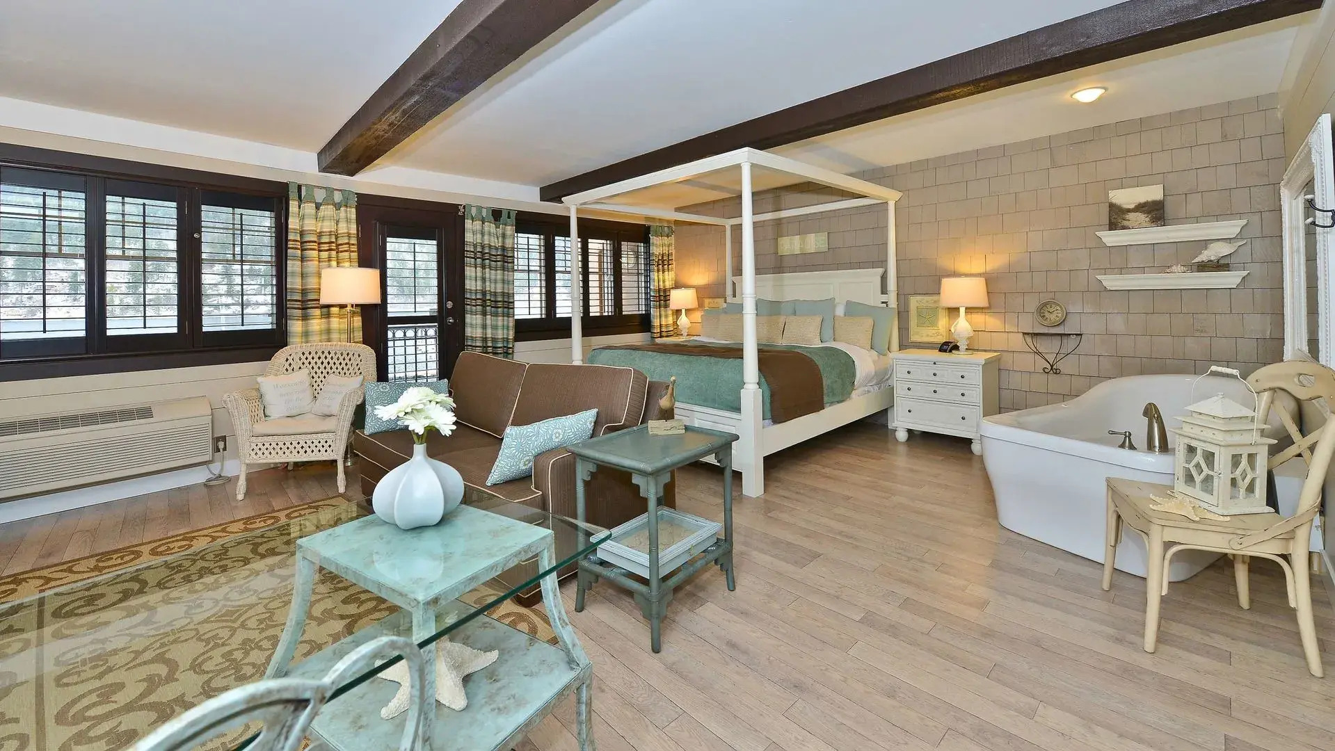 Prestige Lakeside Resort, WorldHotels Elite