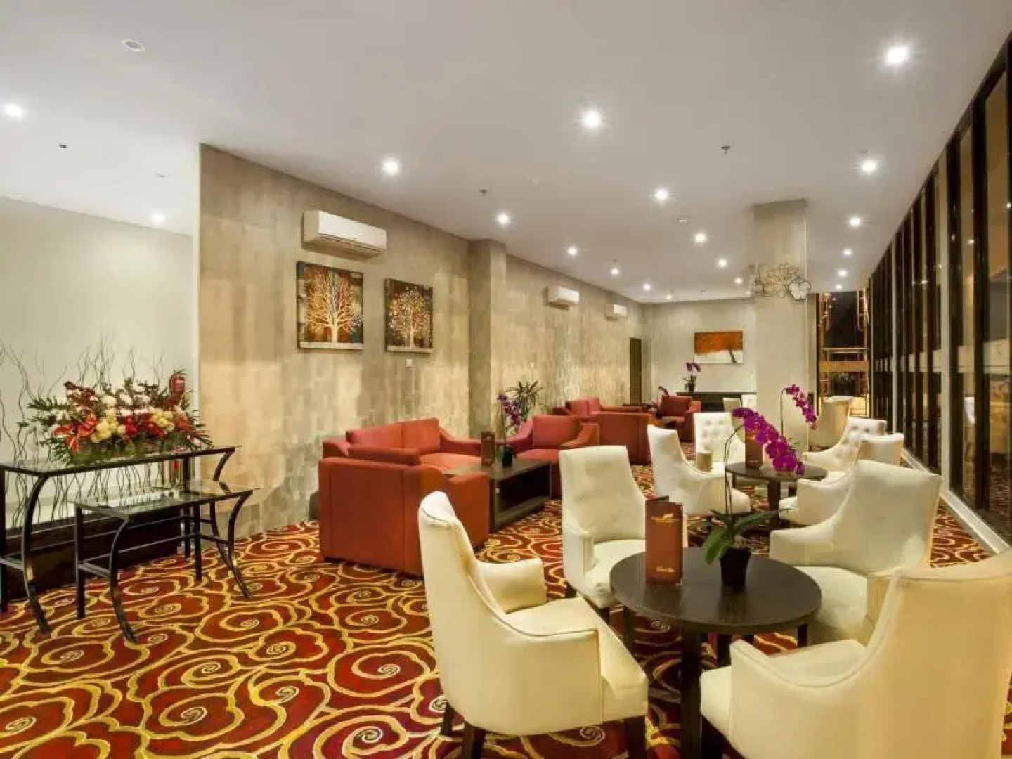 Padjadjaran Suites Resort & Convention Hotel