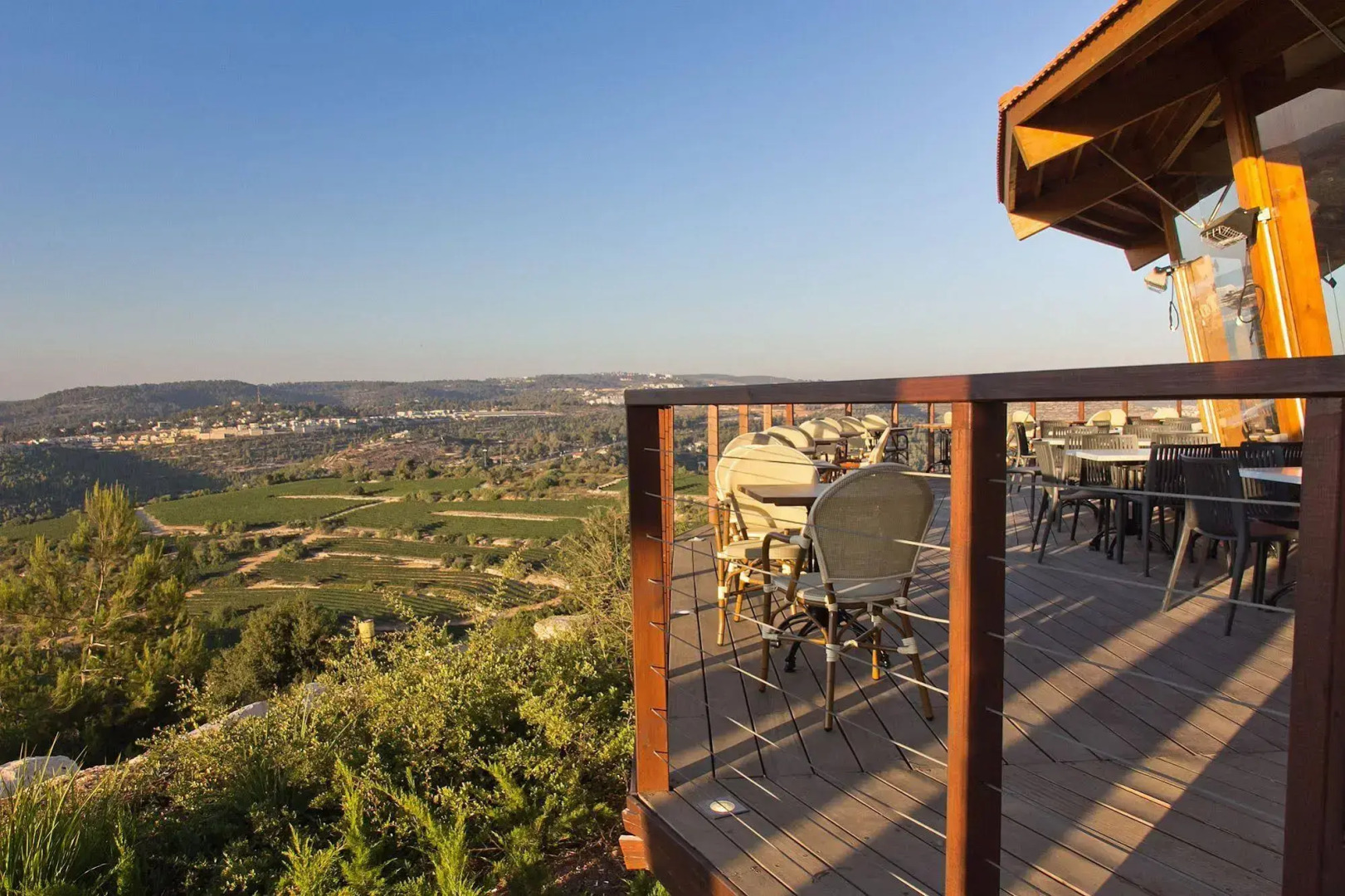 Shoresh Green Hills Family Suites Hotel