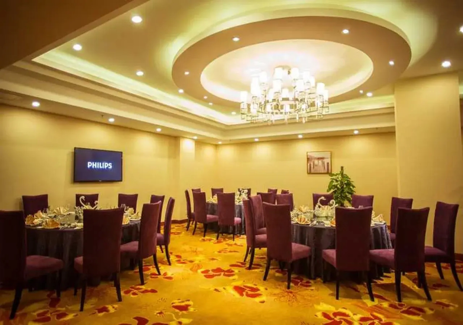 Universal House Hotel