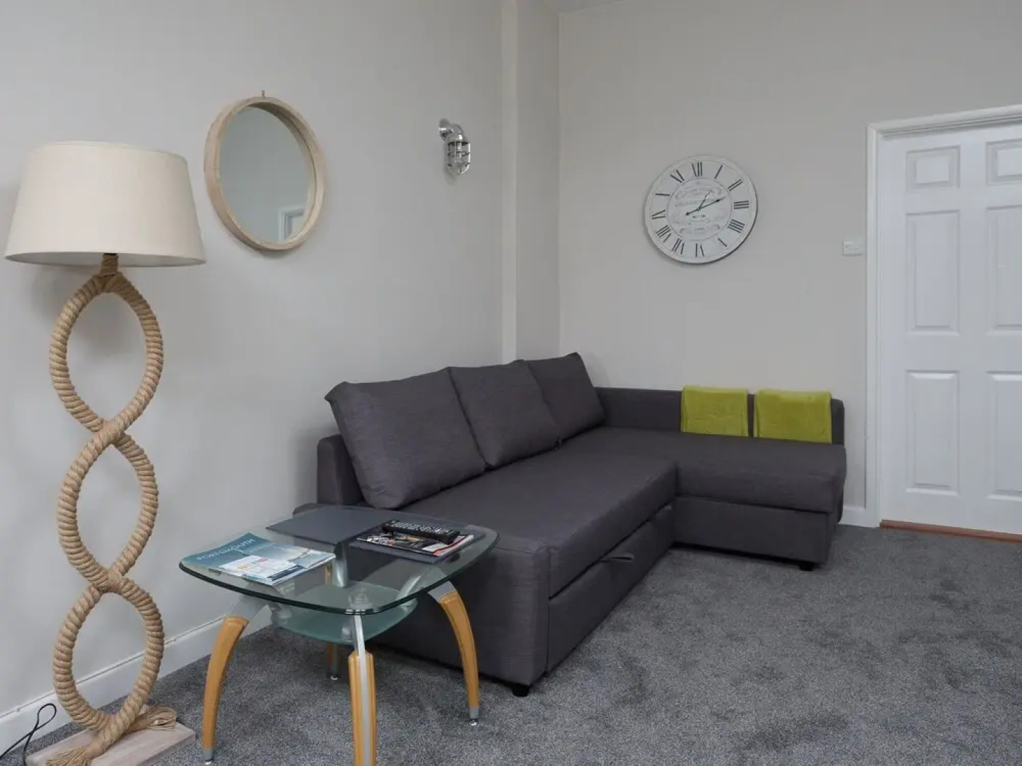 Upper Strand Apartment