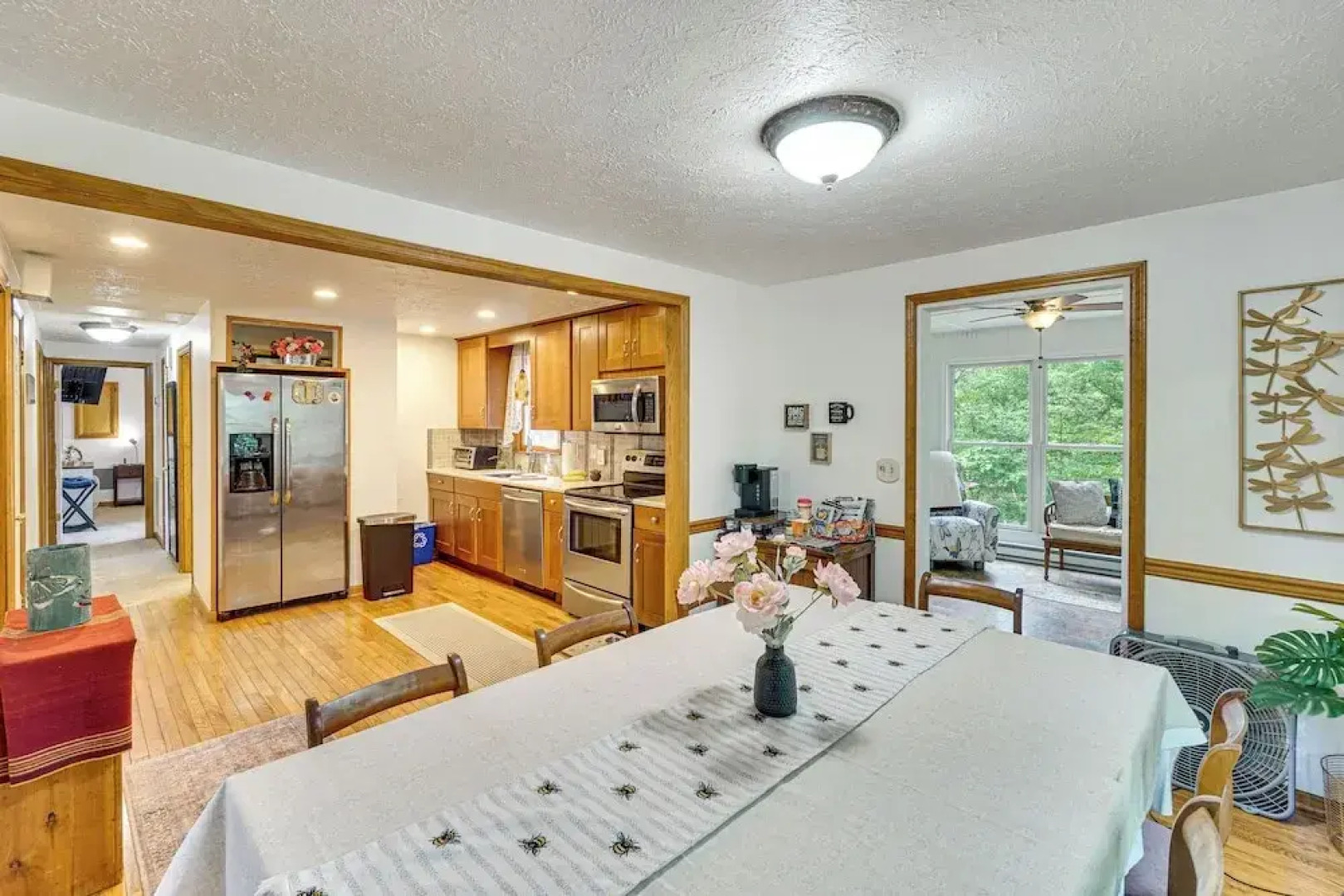 5 Mi to Harpers Ferry Nhp: Quiet Home w/ Deck