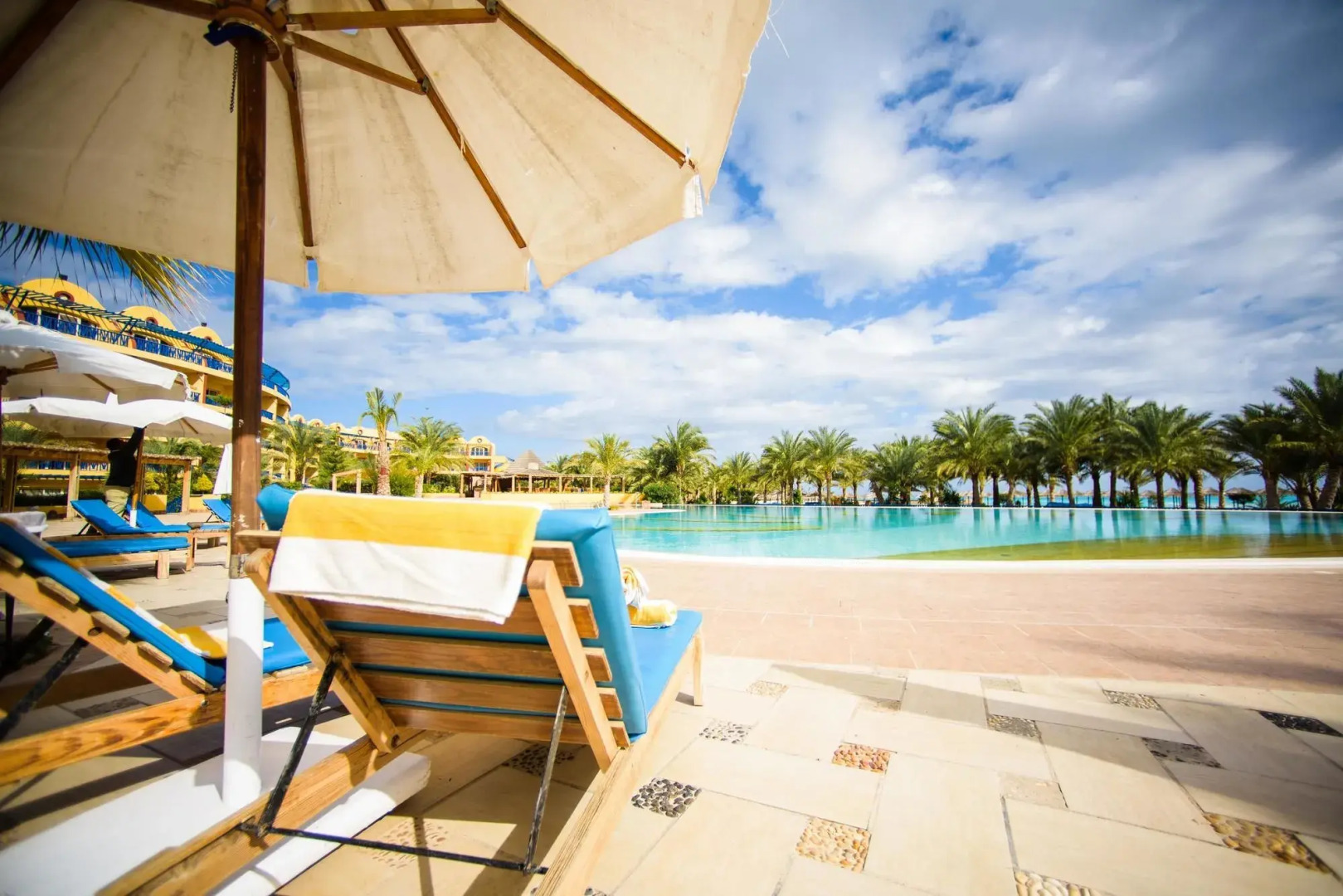 Carols Beau Rivage Hotel