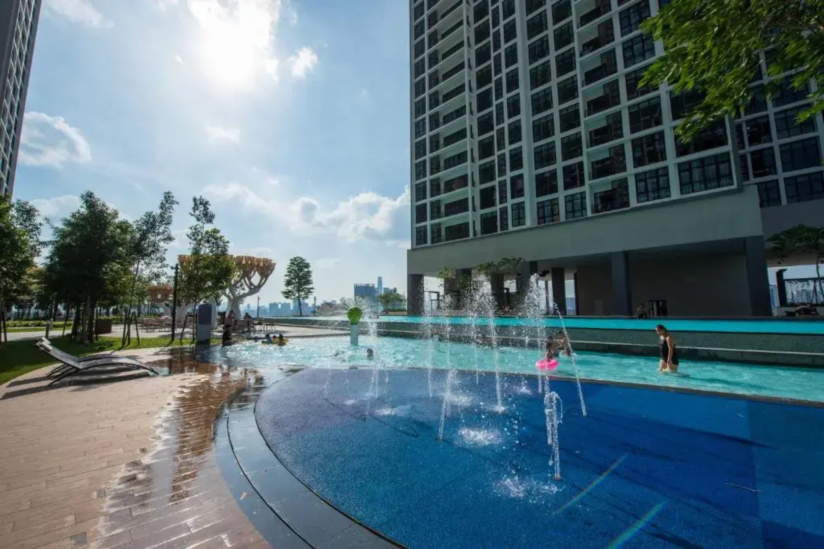 #28Blvd Professional Designer CozyHome with free parking