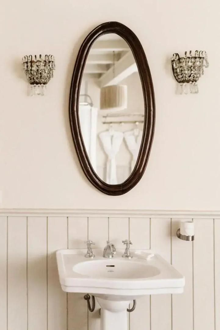 Exclusive Rentals II