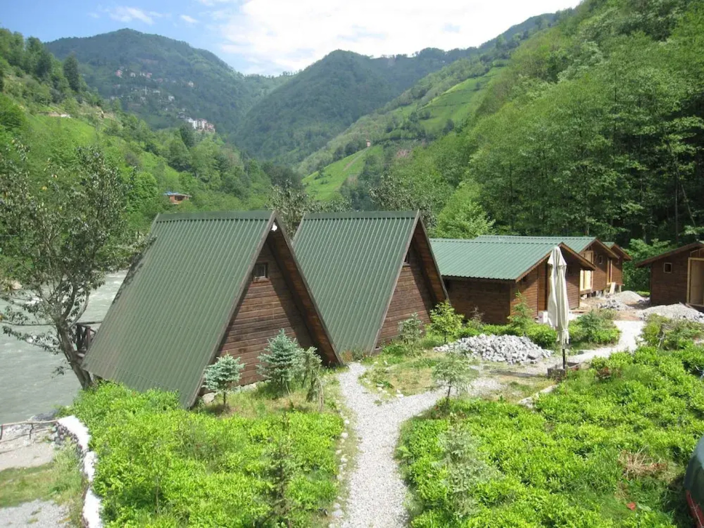 Viya Rafting Bungalovlari