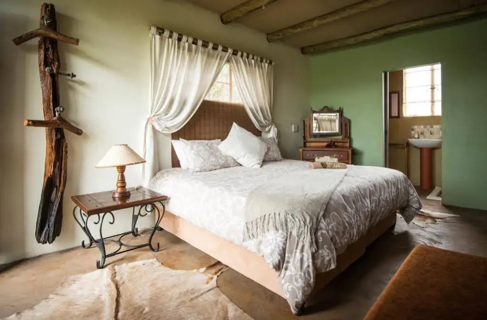 Santa Paloma Guest Farm