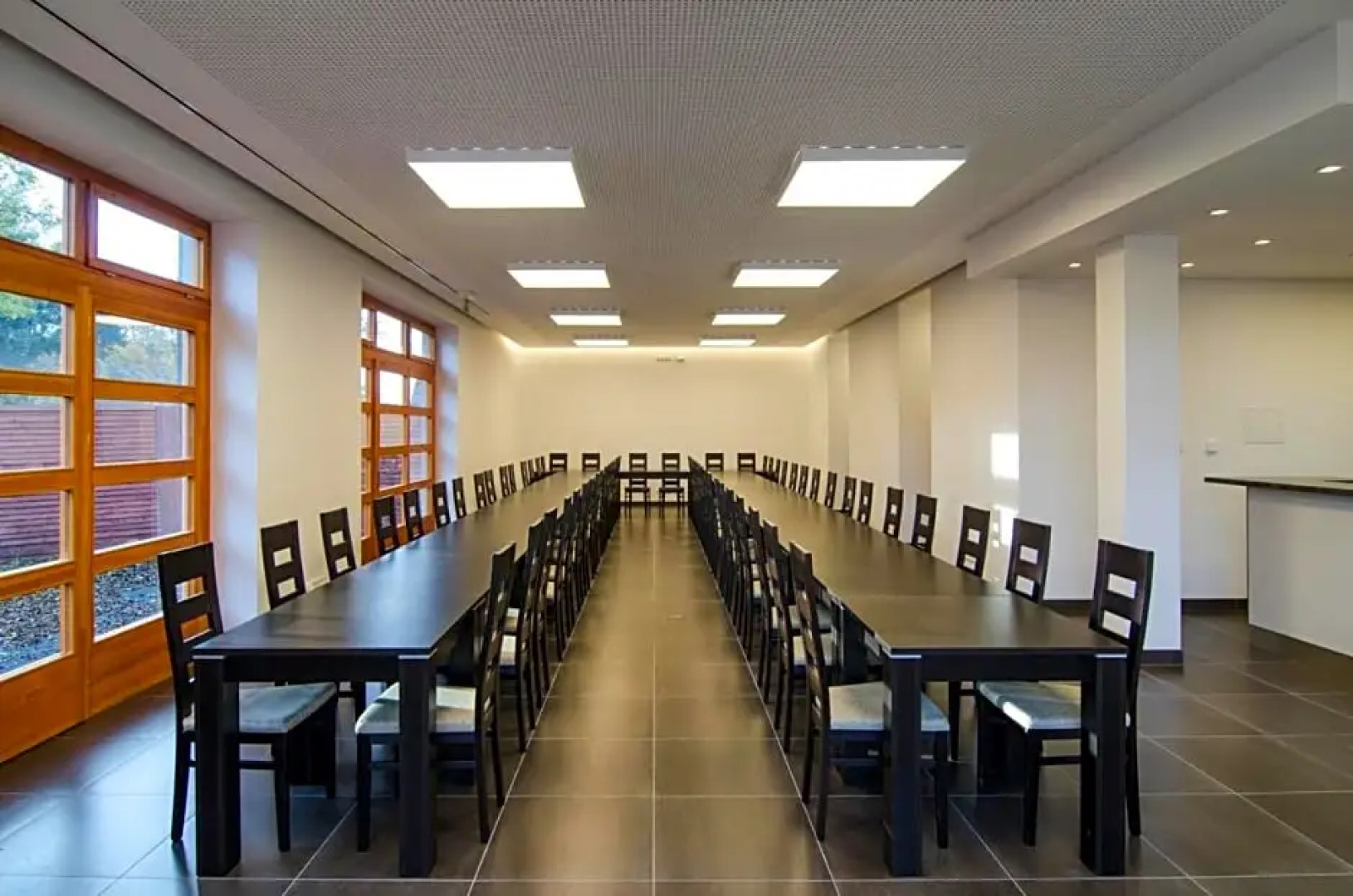 Štirínská stodola u Prahy