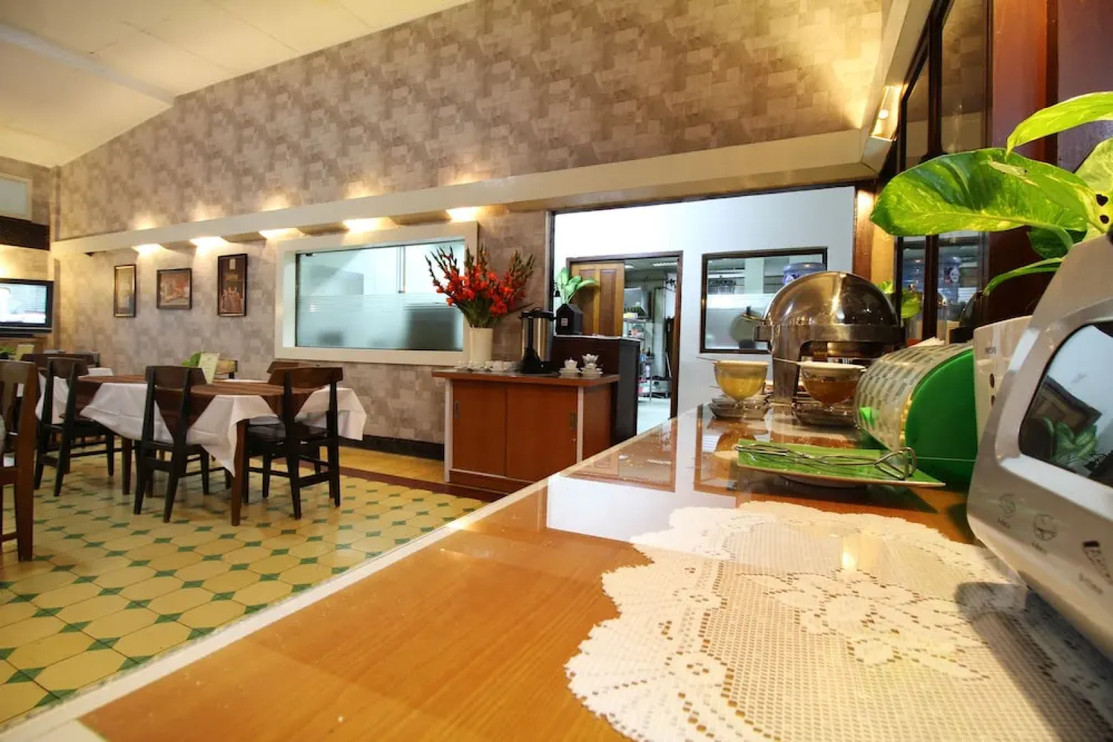 Airy Wenang Sam Ratulangi 199 Manado