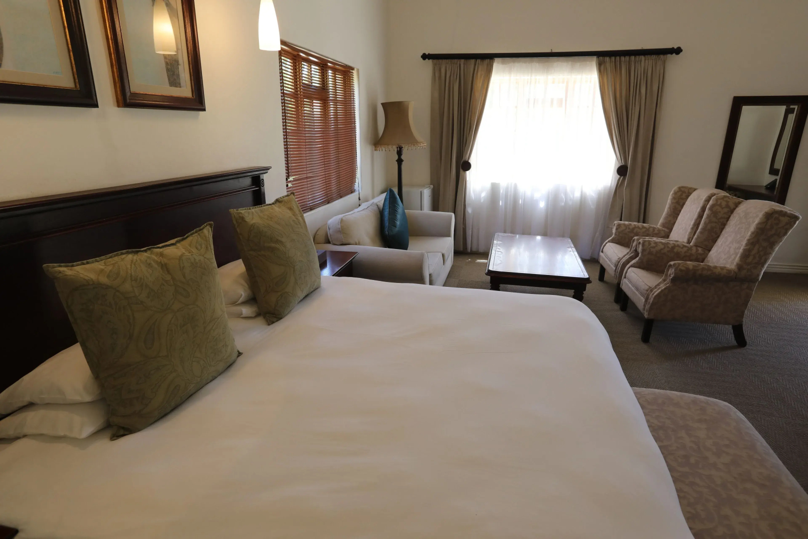 Komani Resorts