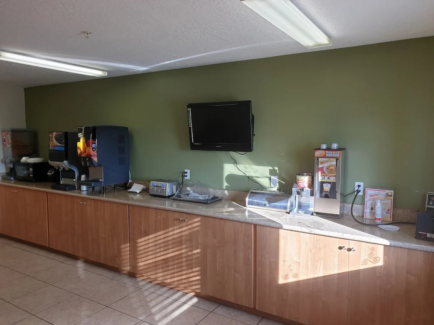 Split Mountain Motel