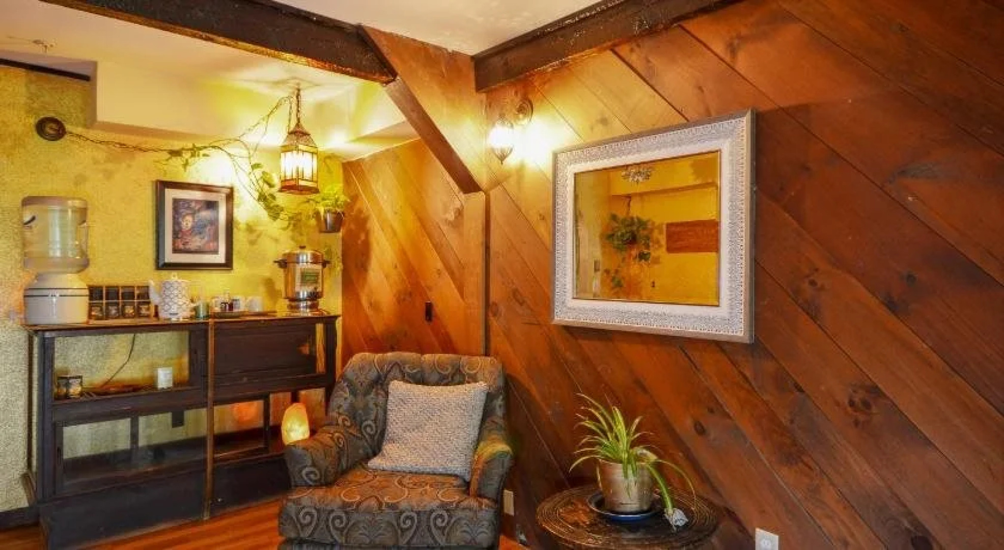 Lotus Mountain Retreat