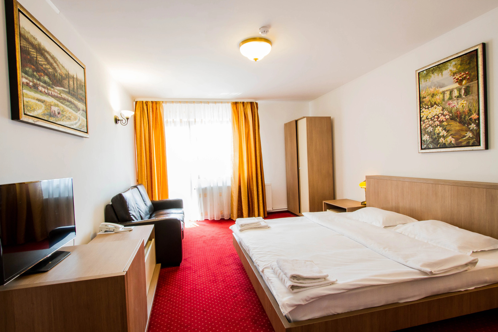 Complex Turistic Max International