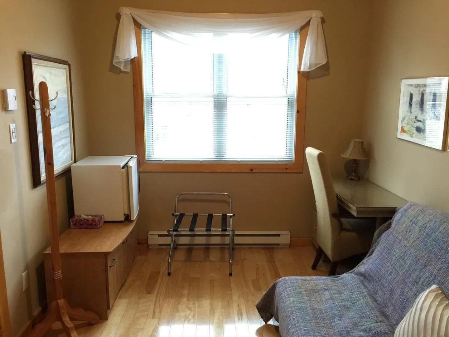 Au Gï¿½te A La Brunante