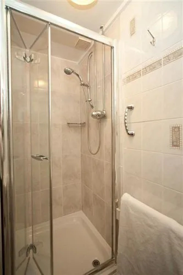 Alpine Villa Guest House