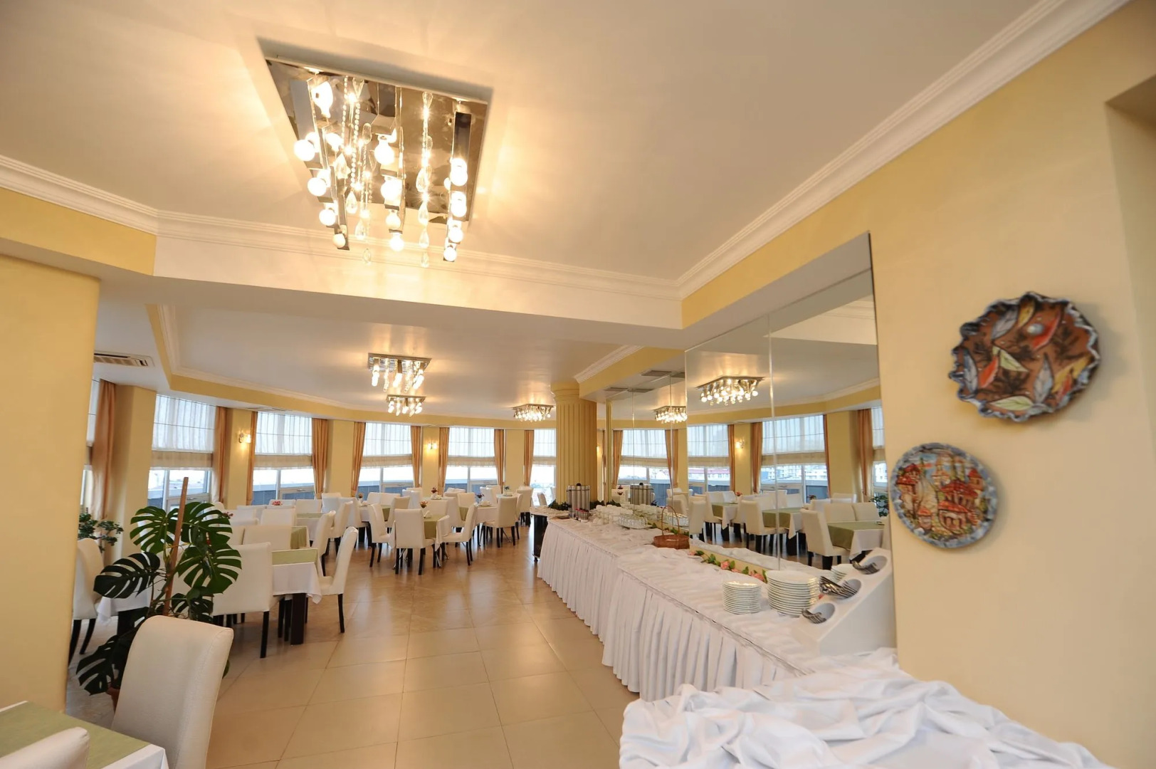 Отель «Аиси»