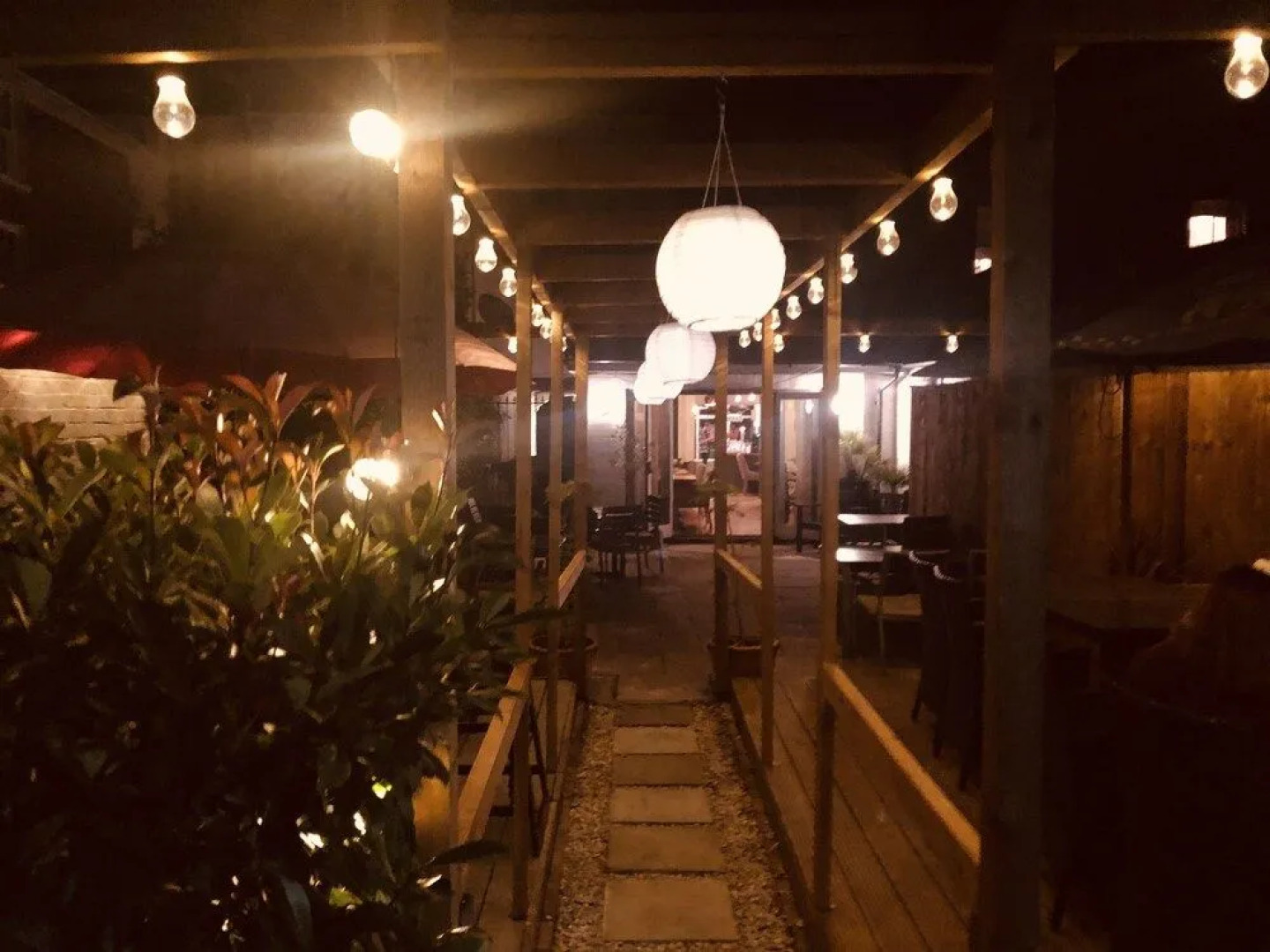 Morleys Bistro | By Huluki Sussex Stays