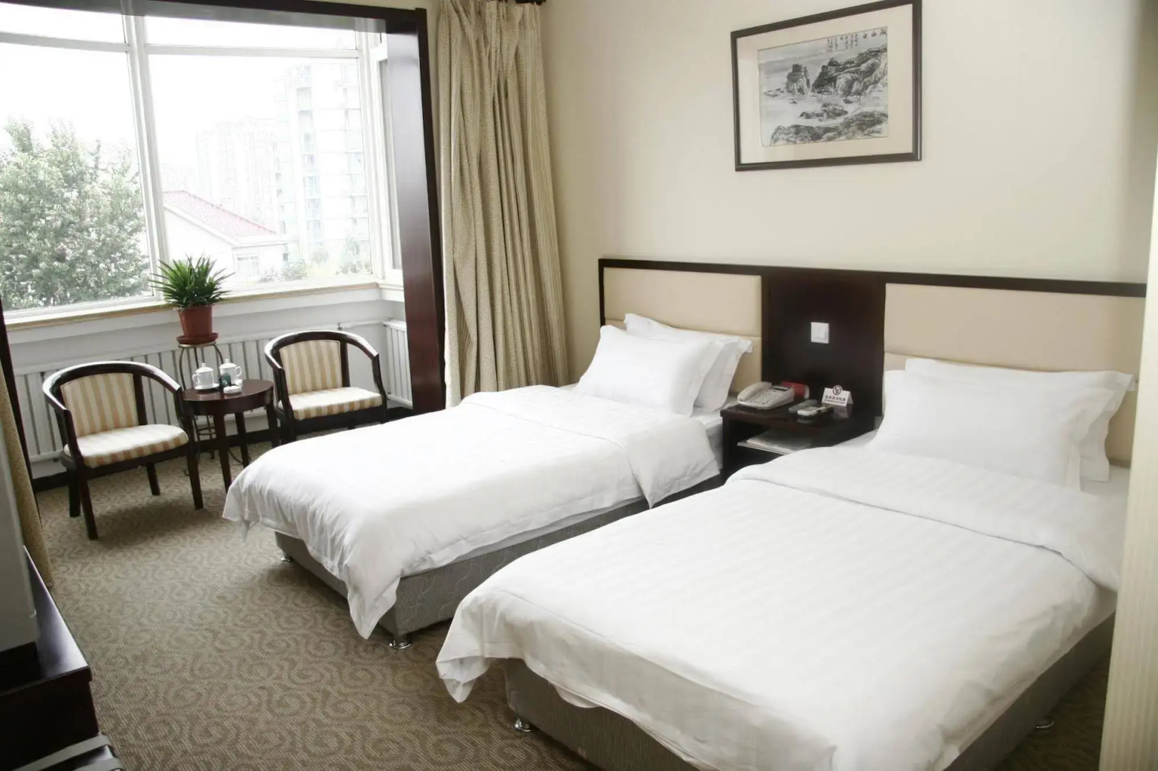 Yantai Hong Teng Hotel