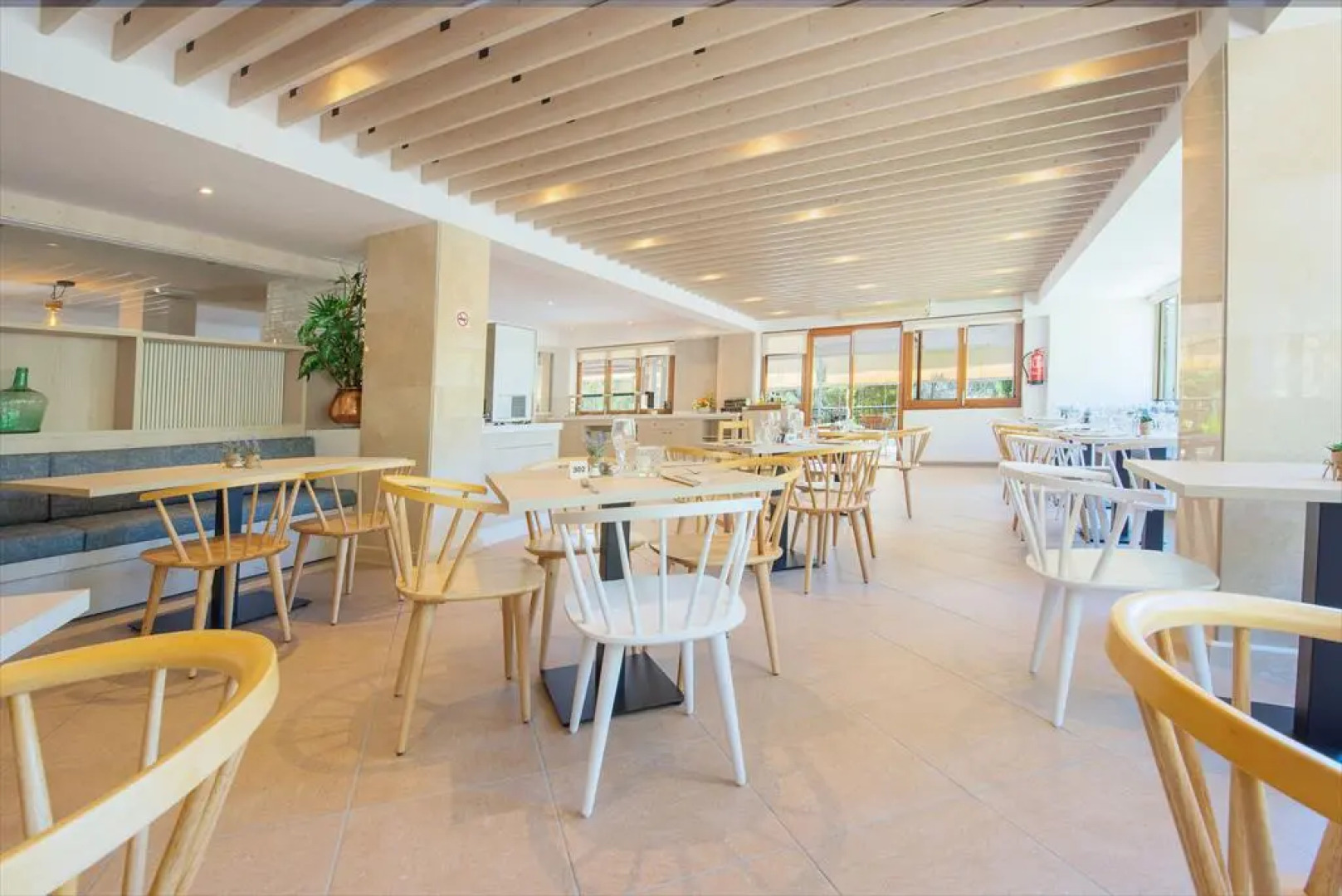 Hotel Playa Mondrago